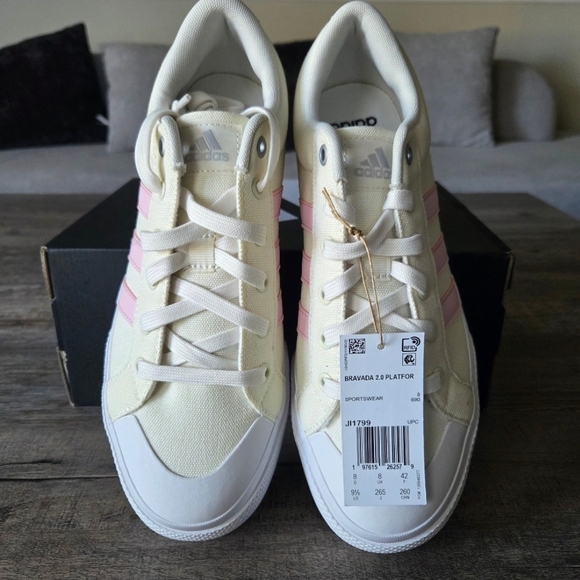 Adidas Women's Bravado 2.0 Platform Off-white Clear Pink NWT - Picture 2 of 5